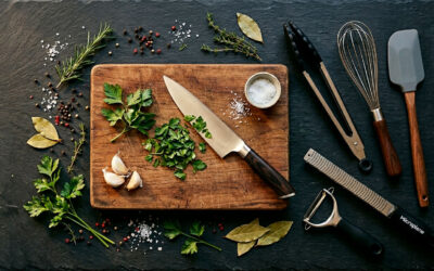 Utensili da cucina indispensabili: i migliori da avere guida completa